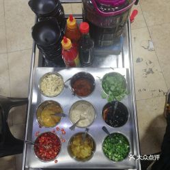 香港佬火鍋的醬料好不好吃 用戶評(píng)價(jià)口味怎么樣 深圳美食醬料實(shí)拍圖片 大眾點(diǎn)評(píng)